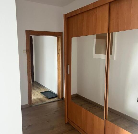 带2个卧室的公寓, Green Apartments Katowice Chorzów