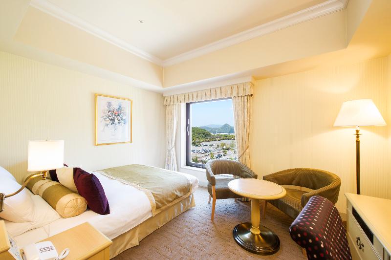 جناح, Dusit Thani Residence Davao