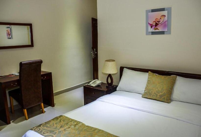 חדר סטנדרט, The Cape