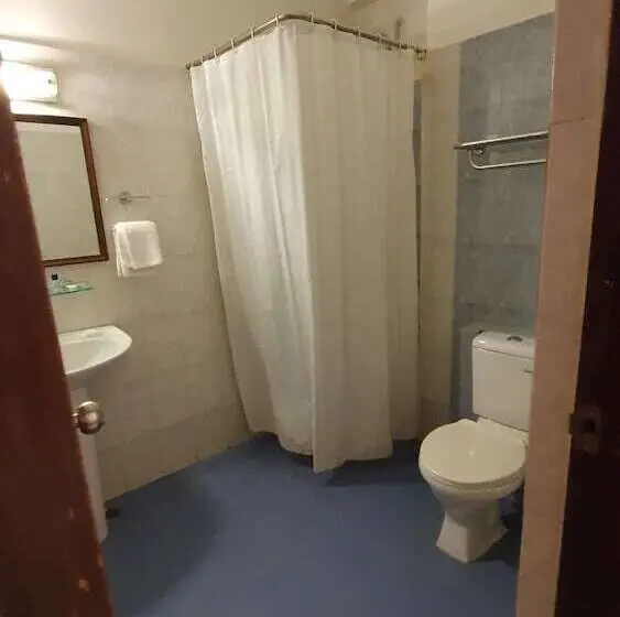 اتاق لوکس, Ywca International Guest House