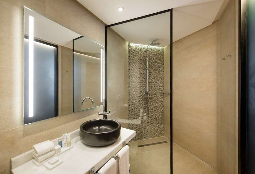 سوییت جونیور, Radisson Blu Hotel Casablanca City Center