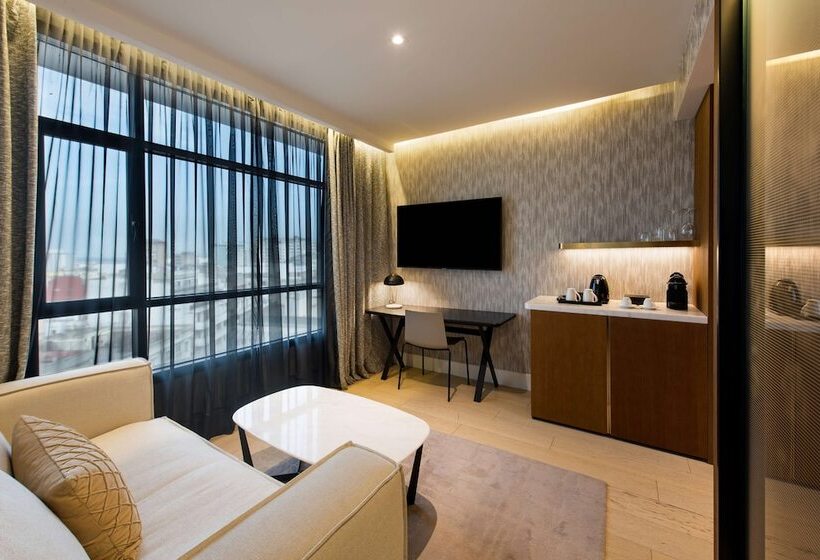 سوییت جونیور, Radisson Blu Hotel Casablanca City Center