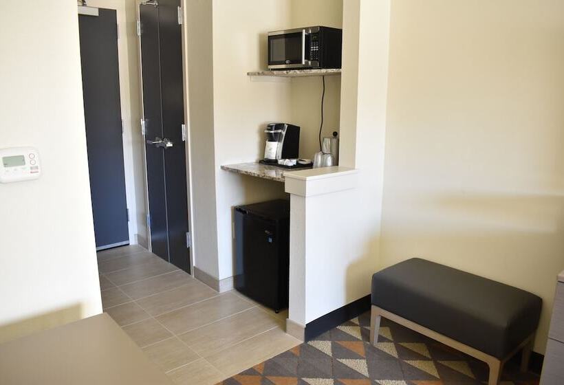 Номер Стандарт, Holiday Inn Kansas City Northeast, An Ihg