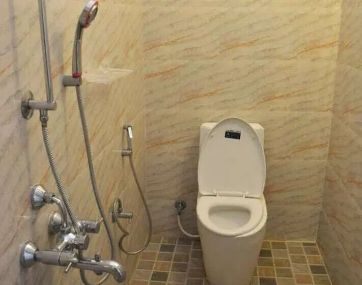 デラックスルーム, Rajalakshmi Guest House