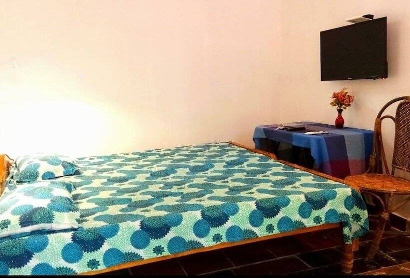 Ekonomiskt Rum, Rajalakshmi Guest House