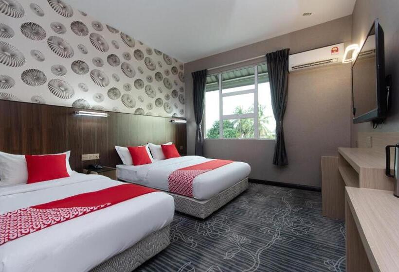 Трехместный Номер Deluxe, Regent Hotel By Oyo Rooms