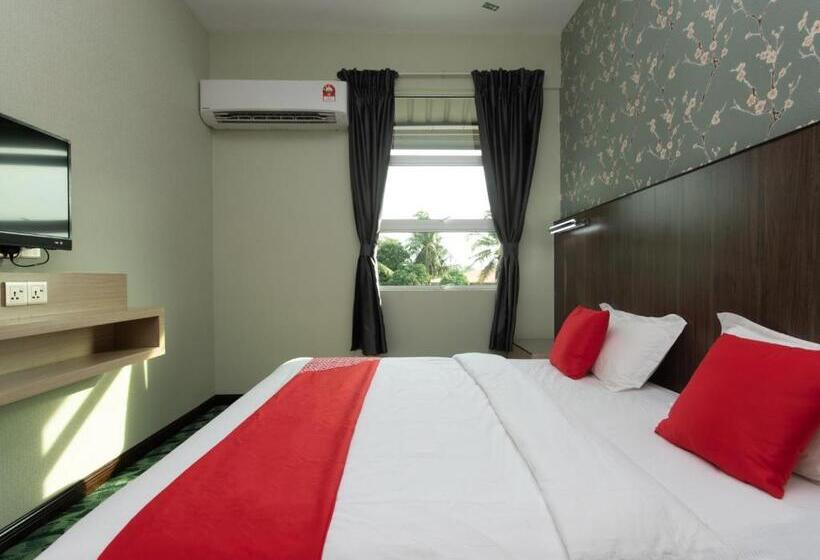 带大床的标准间, Regent Hotel By Oyo Rooms