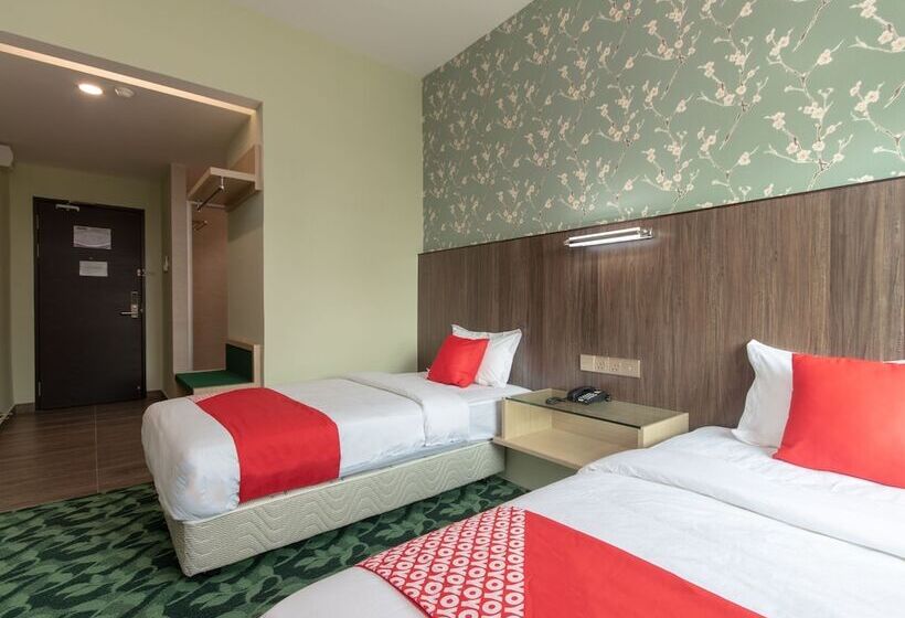Номер Стандарт, Regent Hotel By Oyo Rooms