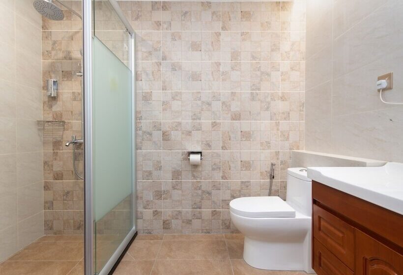 Трехместный Номер Deluxe, Regent Hotel By Oyo Rooms