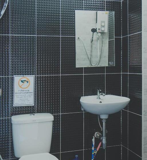 اتاق لوکس خانوادگی, Chill Vibe Hostel