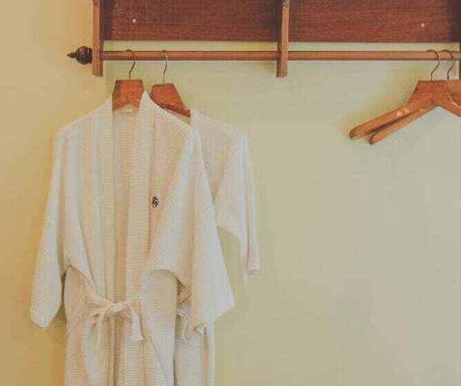 اتاق استاندارد با سرویس بهداشتی مشترک, Chill Vibe Hostel