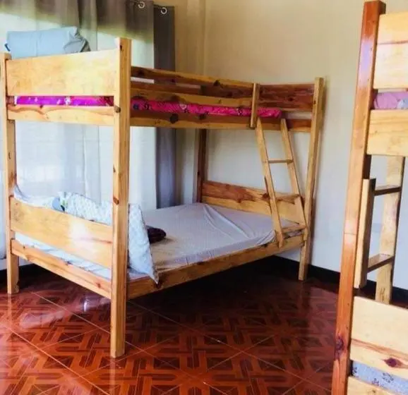 スタンダード４人部屋, Banga An Bnb And Coffee House