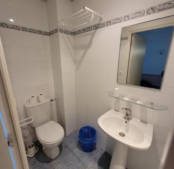 Номер Стандарт Трехместный, Hôtel Marquette