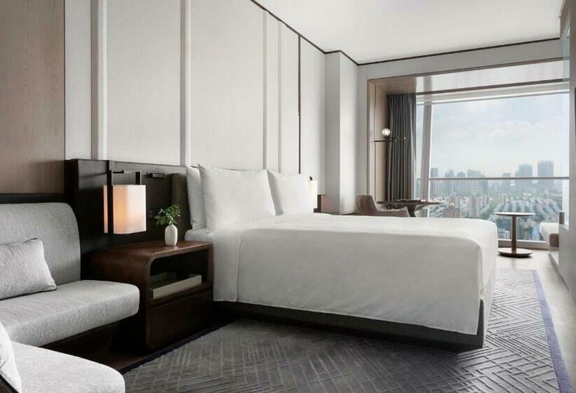 이그제큐티브 룸 킹사이즈 침대, Jw Marriott Marquis Hotel Shanghai Pudong