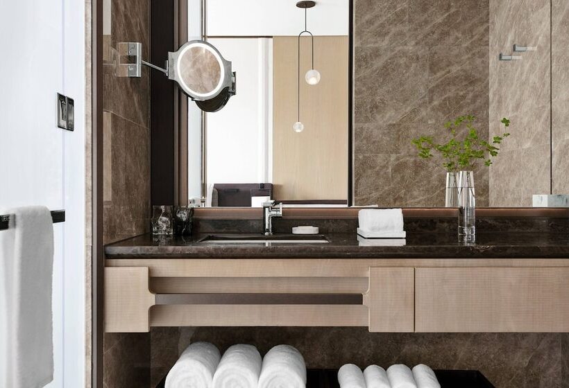 스탠다드 룸 더블 침대, Jw Marriott Marquis Hotel Shanghai Pudong