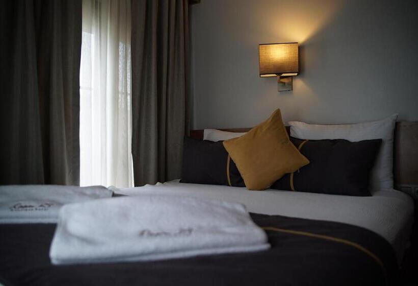 اتاق استاندارد یک نفره با چشمانداز دریا, Room 23