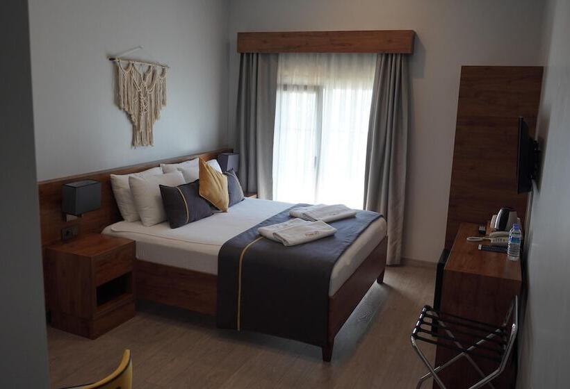 اتاق لوکس با چشمانداز دریا, Room 23