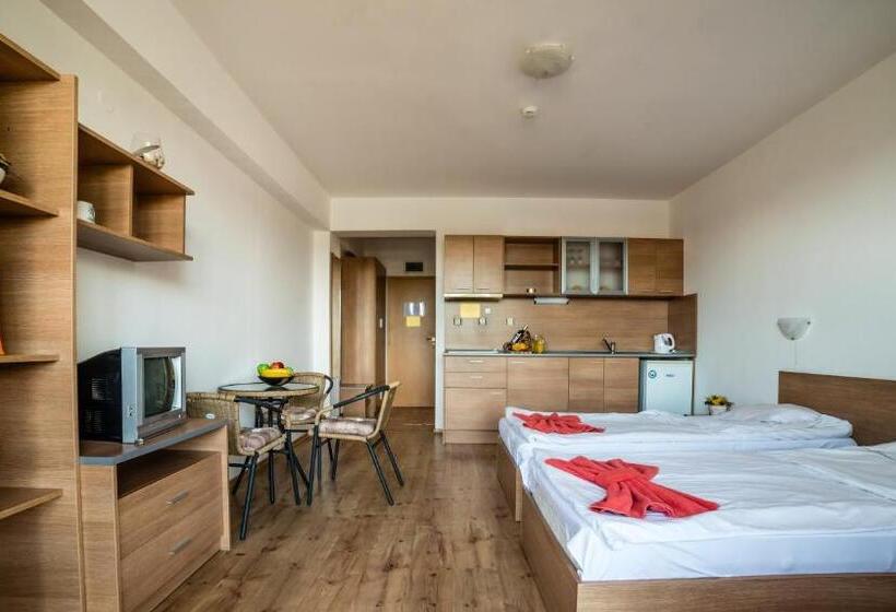 スタンダードスタジオ, Step