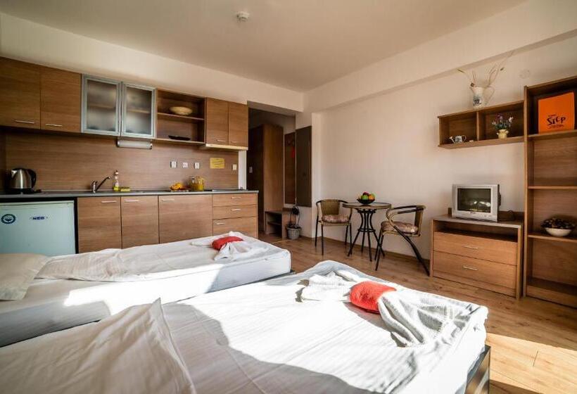 スタンダードスタジオ, Step