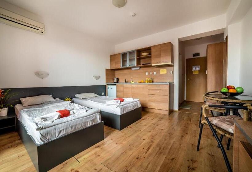 スタンダードスタジオ, Step