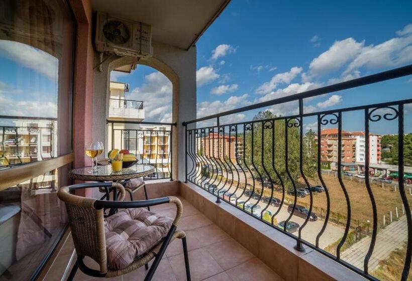 バルコニー付２ベッドルームアパートメント, Step