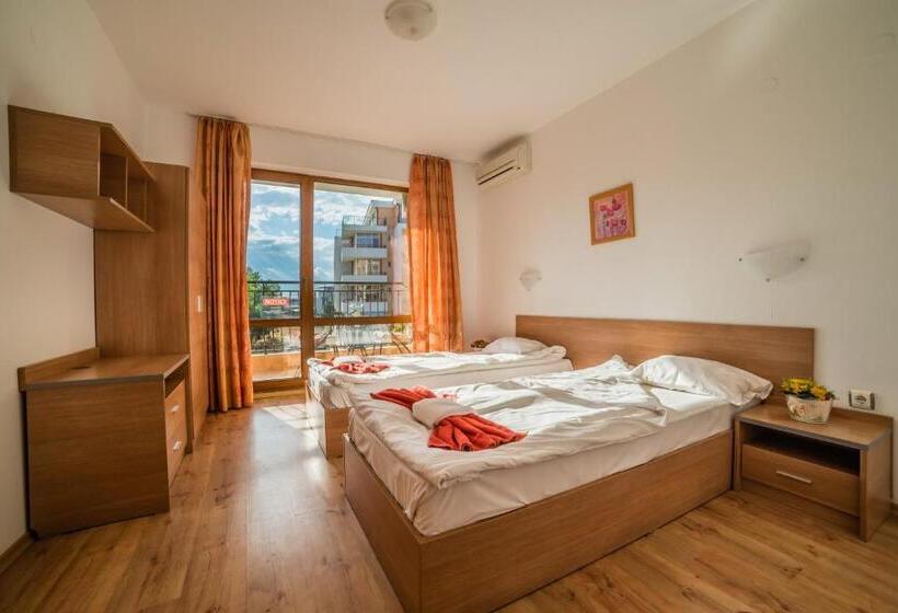 バルコニー付２ベッドルームアパートメント, Step