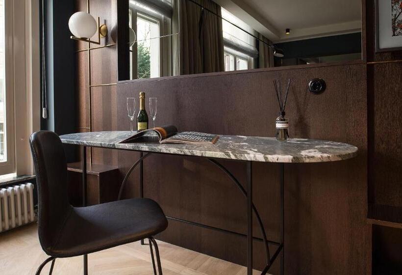 가든 전망 스위트, Spinoza Suites