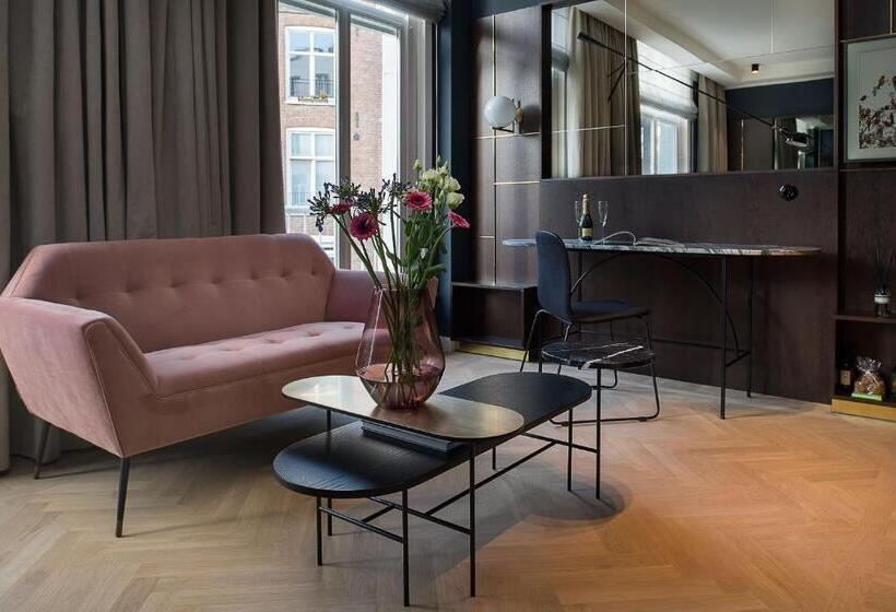 가든 전망 스위트, Spinoza Suites