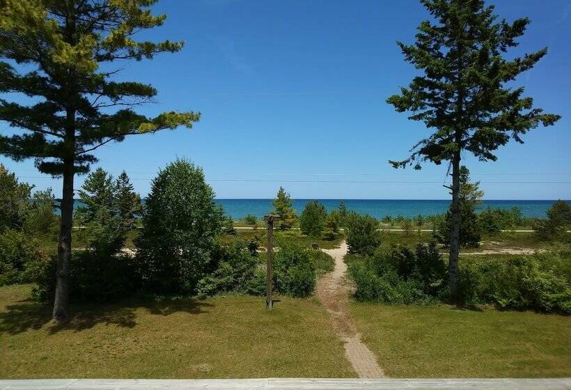 带2个双人床的标准工作室, Driftwood Motel