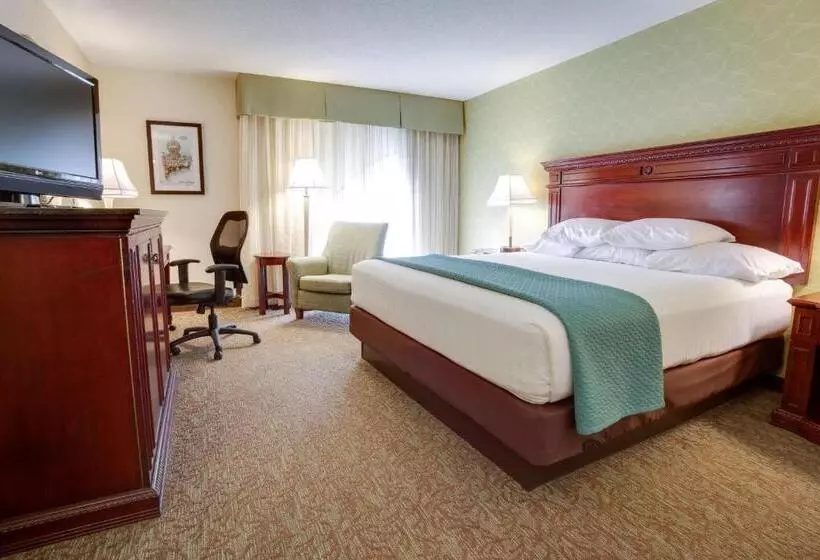 キングサイズベッドのデラックスルーム, Pear Tree Inn St Louis Convention Center