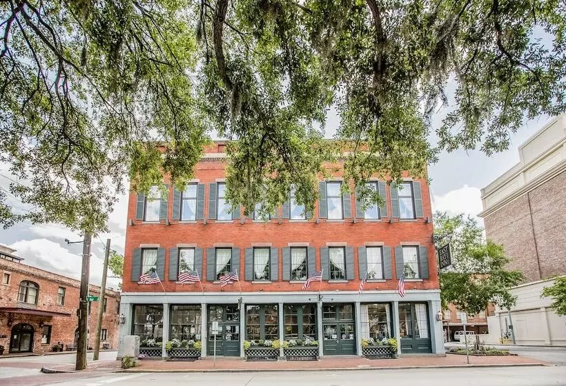 デラックスルーム, East Bay Inn, Historic Inns Of Savannah Collection