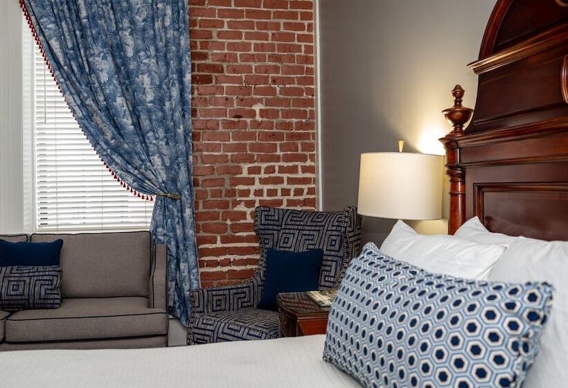 디럭스 룸, East Bay Inn, Historic Inns Of Savannah Collection