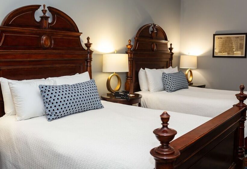디럭스 룸, East Bay Inn, Historic Inns Of Savannah Collection