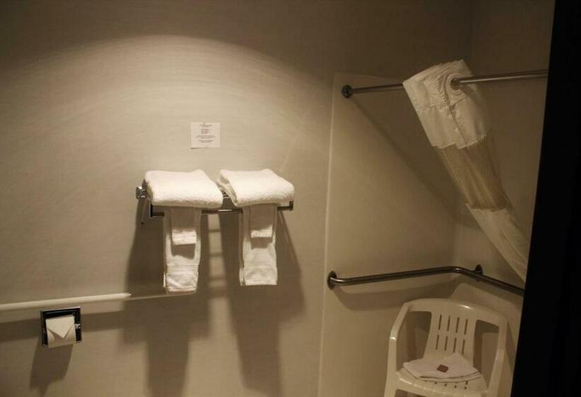 غرفة قياسية لذوى الاحتياجات الخاصة, Eastwood Inn