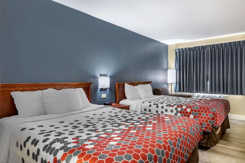 غرفة قياسية, Econo Lodge
