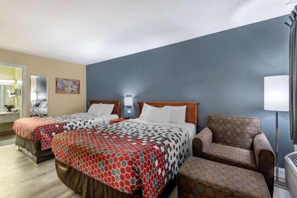 غرفة قياسية, Econo Lodge