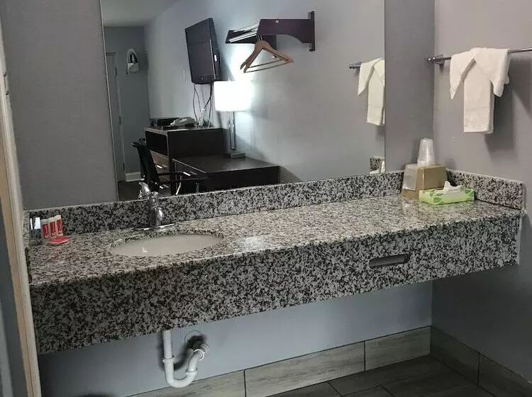 Standard-huone 2 Parivuodetta, Econo Lodge Inn & Suites I 64 & Us 13