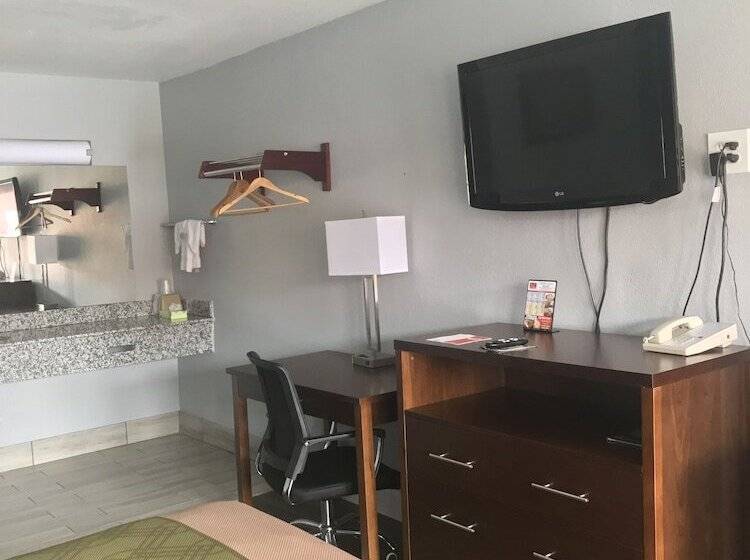 스탠다드 룸 더블 침대 2개, Econo Lodge Inn & Suites I 64 & Us 13