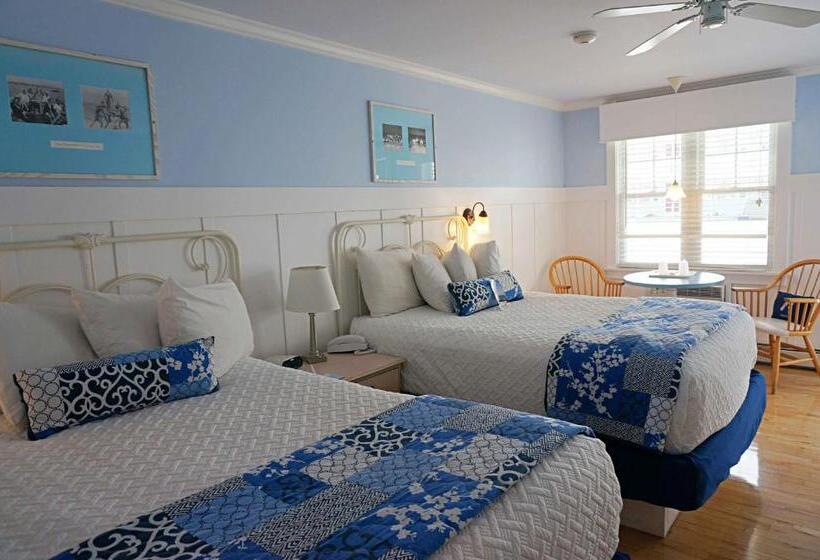 带2个双人床的标准工作室, The Edgewater