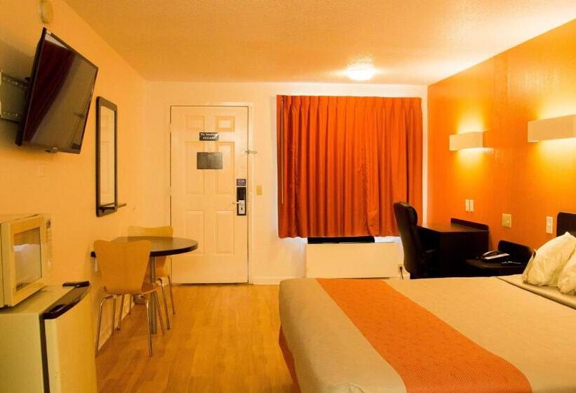 غرفة قياسية سرير كينج, Motel 6cookeville, Tn