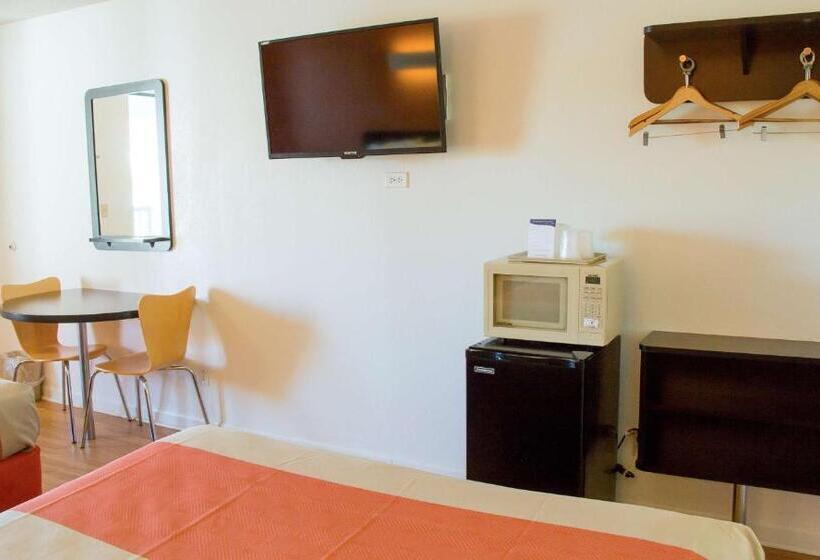 غرفة قياسية, Motel 6cookeville, Tn