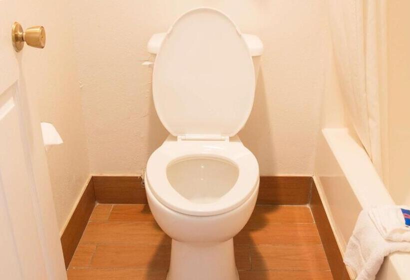 جناح, Motel 6cookeville, Tn