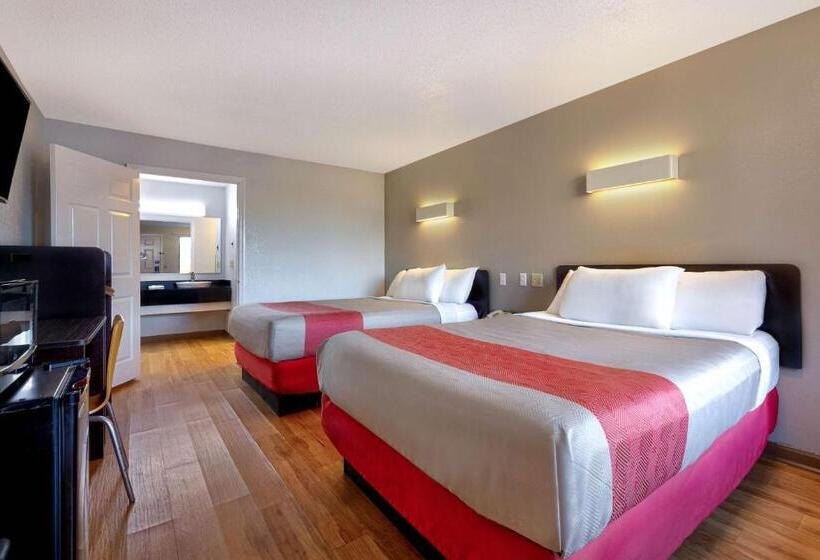 غرفة قياسية لذوى الاحتياجات الخاصة, Motel 6cookeville, Tn