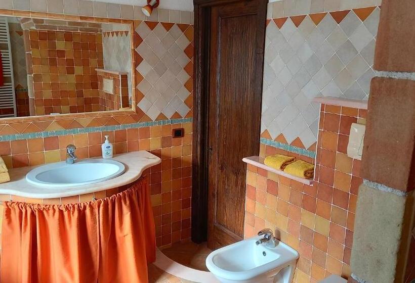 חדר קומפורט לשלושה, Bed And Breakfast Dorgali