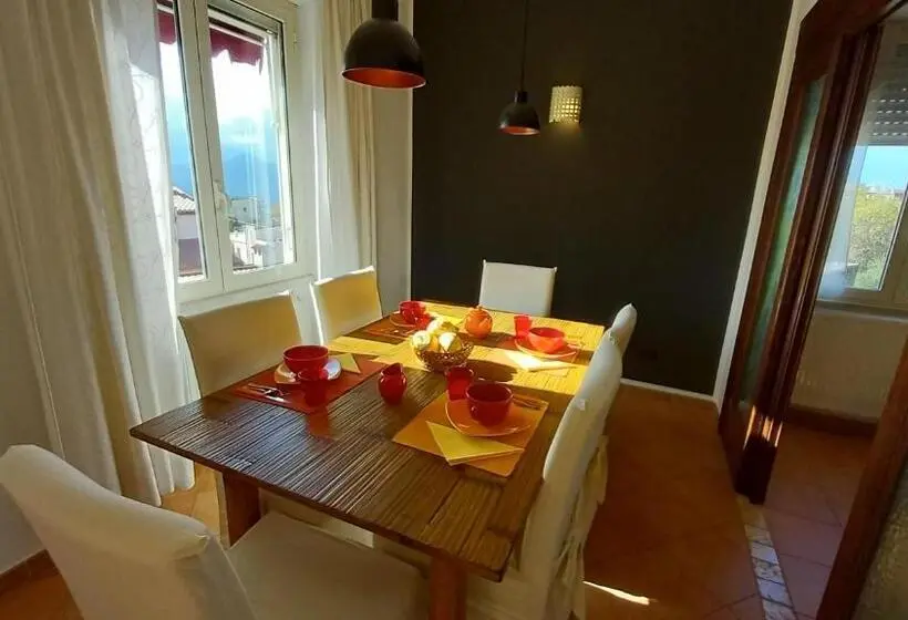 Standard Neljän Hengen Huone, Bed And Breakfast Dorgali
