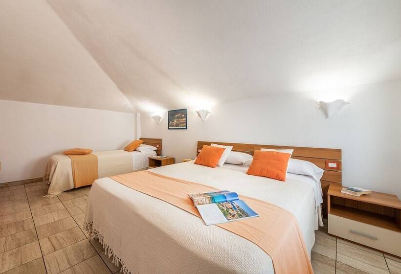 חדר סטנדרט לשלושה, Bed And Breakfast Dorgali