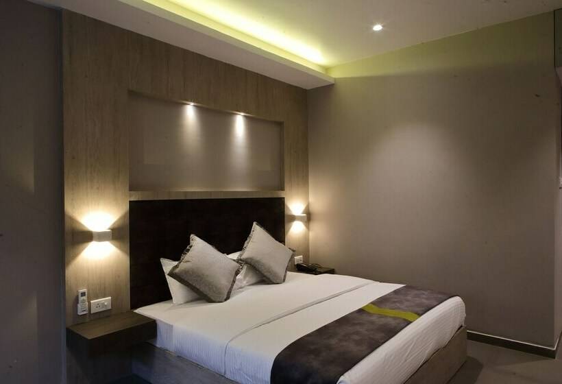 اتاق لوکس, Kingston Resort