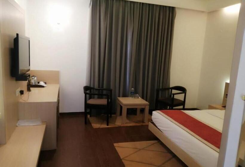 اتاق لوکس, Kingston Resort