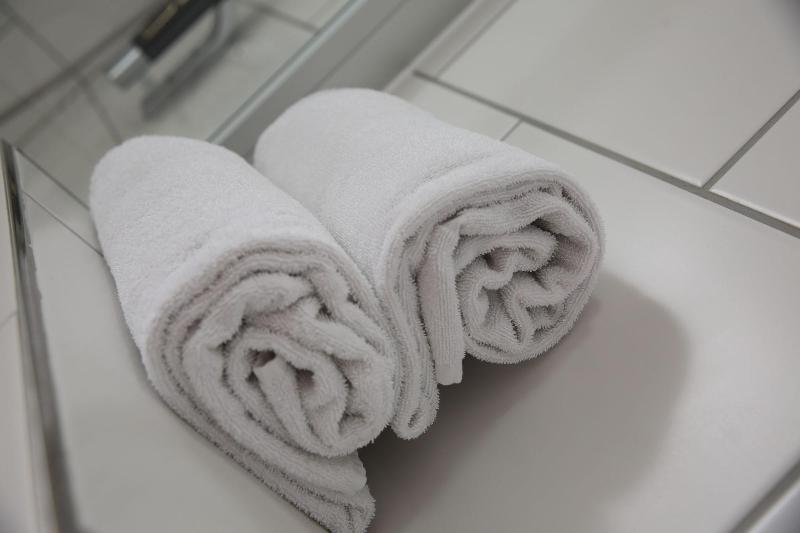 غرفة قياسية فردية, Grand Corner