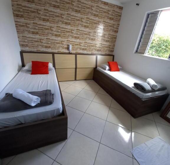 اتاق استاندارد, Florencio